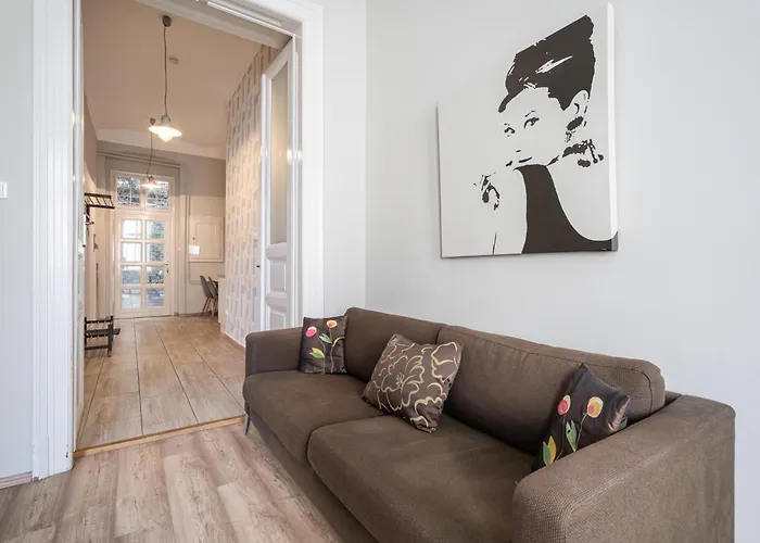 Apartament Bpr Castle Hill With Garden *