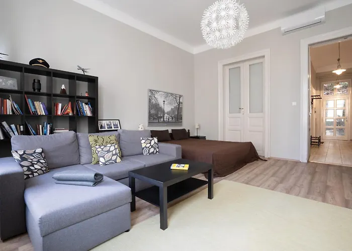 Apartament Bpr Castle Hill With Garden Budapesta