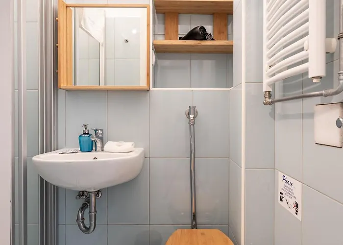 Bpr Castle Hill With Garden 布达佩斯